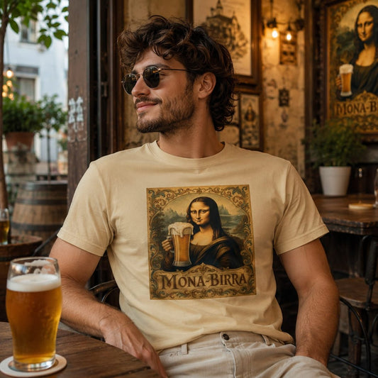 Hombre con camiseta Mona-Birra, parodia de la Mona Lisa de Da Vinci - Starway to Helen
