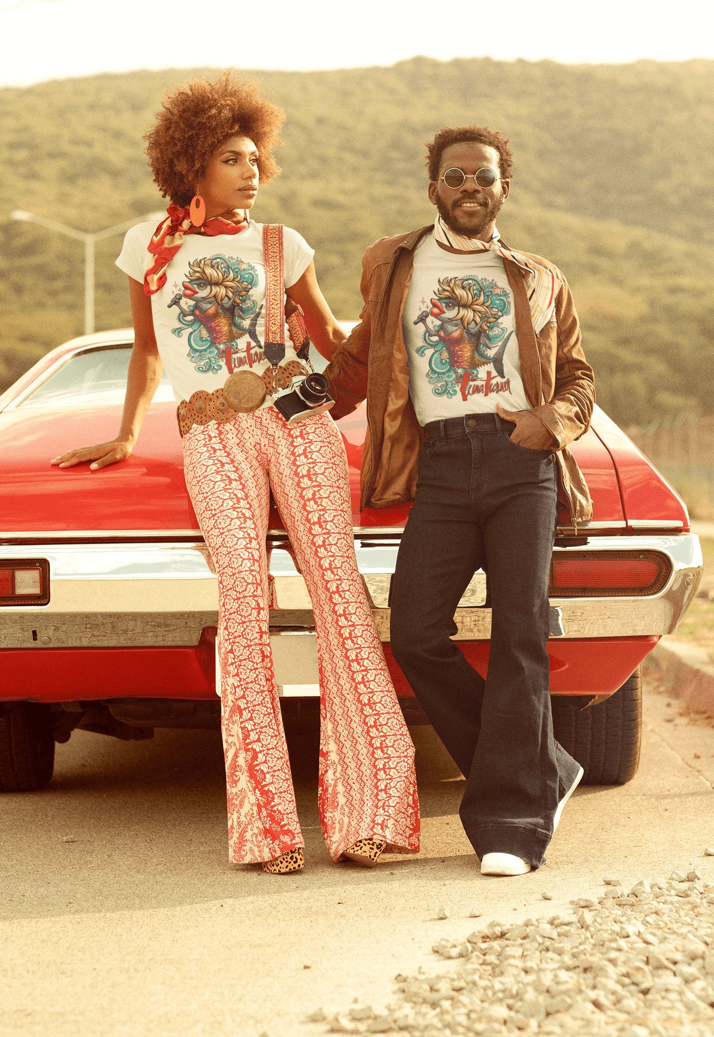 Pareja con camiseta Tuna Turner, parodia de Tina Turner - Starway to Helen