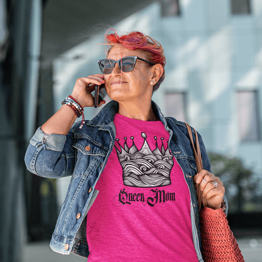 Sudadera Queen Mom Fucsja mockup2