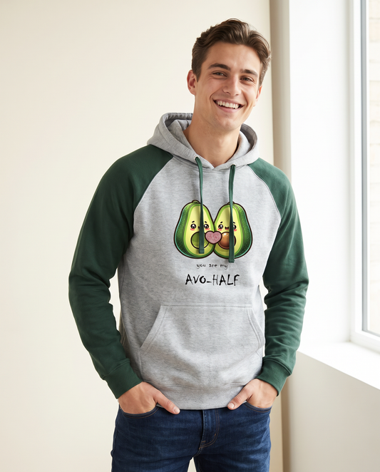 Hombre con sudadera You Are My Avo-Half, diseño de aguacates enamorados - Starway to Helen
