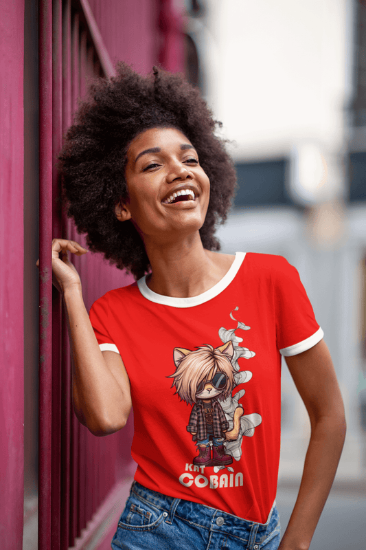 Vista frontal de camiseta Kat Cobain, prenda original para fans del rock alternativo y los gatos
