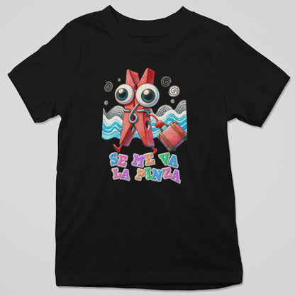 Camiseta Se Me Va la Pinza con diseño pinza y humor disparatado, regalo original
