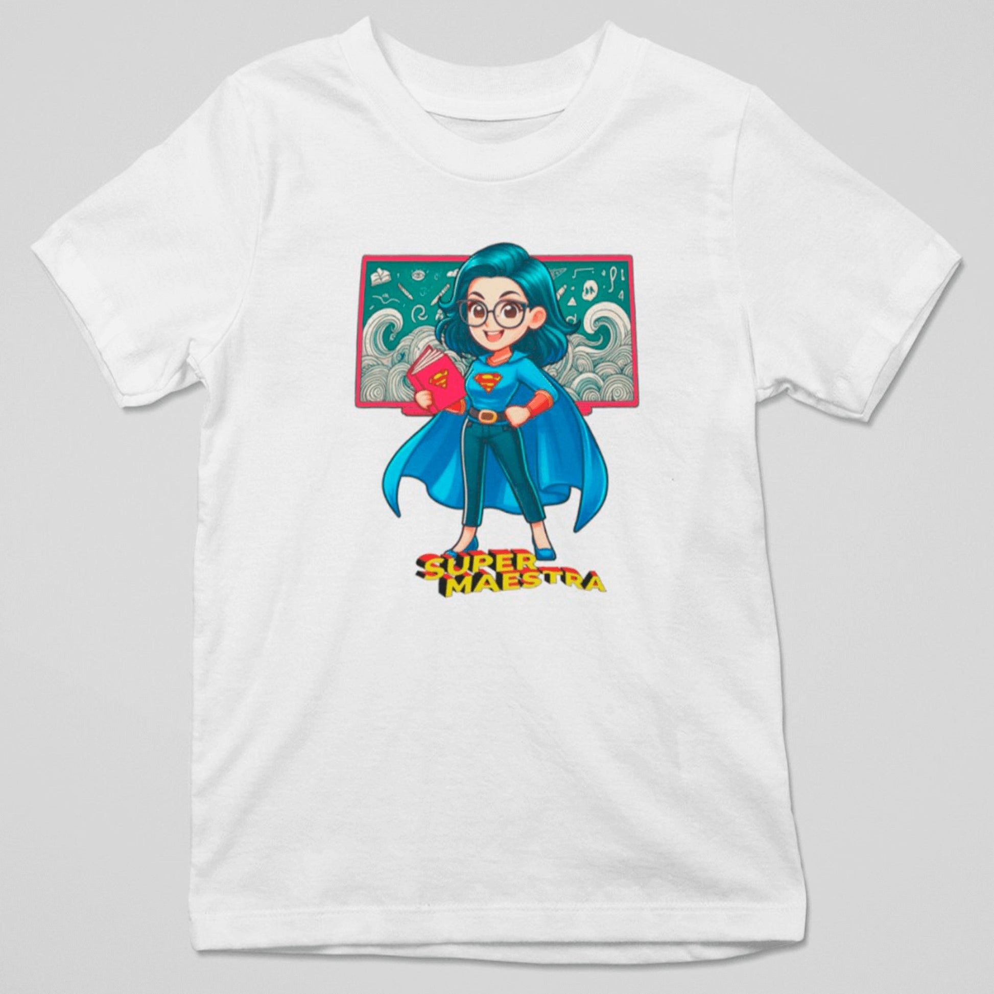 Camiseta Super Maestra con capa y poderes educativos, diseño original para profesoras