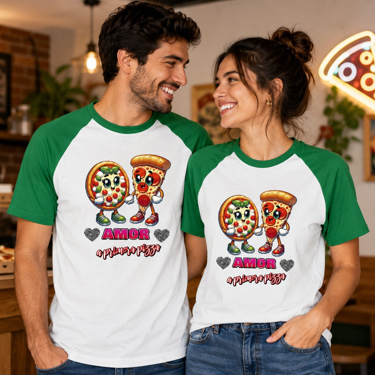 Pareja con camiseta Amor a Primera Pizza, dos pizzas enamoradas - Starway to Helen