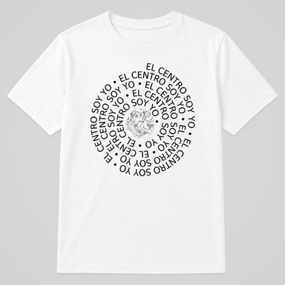 Camiseta blanca El Centro Soy Yo, tipografía en espiral con humor – Starway to Helen
