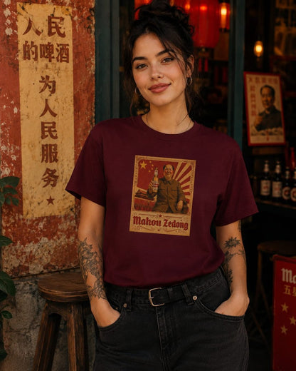 Mujer con camiseta Mahou Zedong, parodia de Mao Zedong - Starway to Helen