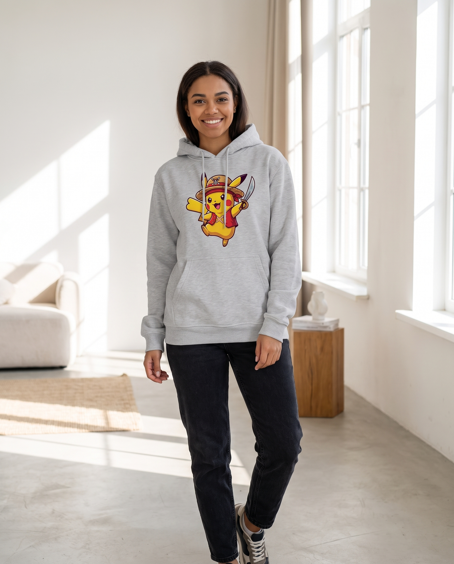 Mujer con sudadera One Pikachu, diseño parodia Pikachu pirata - Starway to Helen