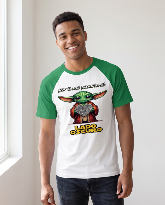 Hombre con camiseta Por Ti Me Pasaría al Lado Oscuro con diseño galáctico - Starway to Helen