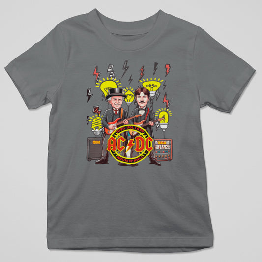 Camiseta AC/DC Tesla Edison parodia rock y ciencia, diseño humor para fans del rock eléctrico