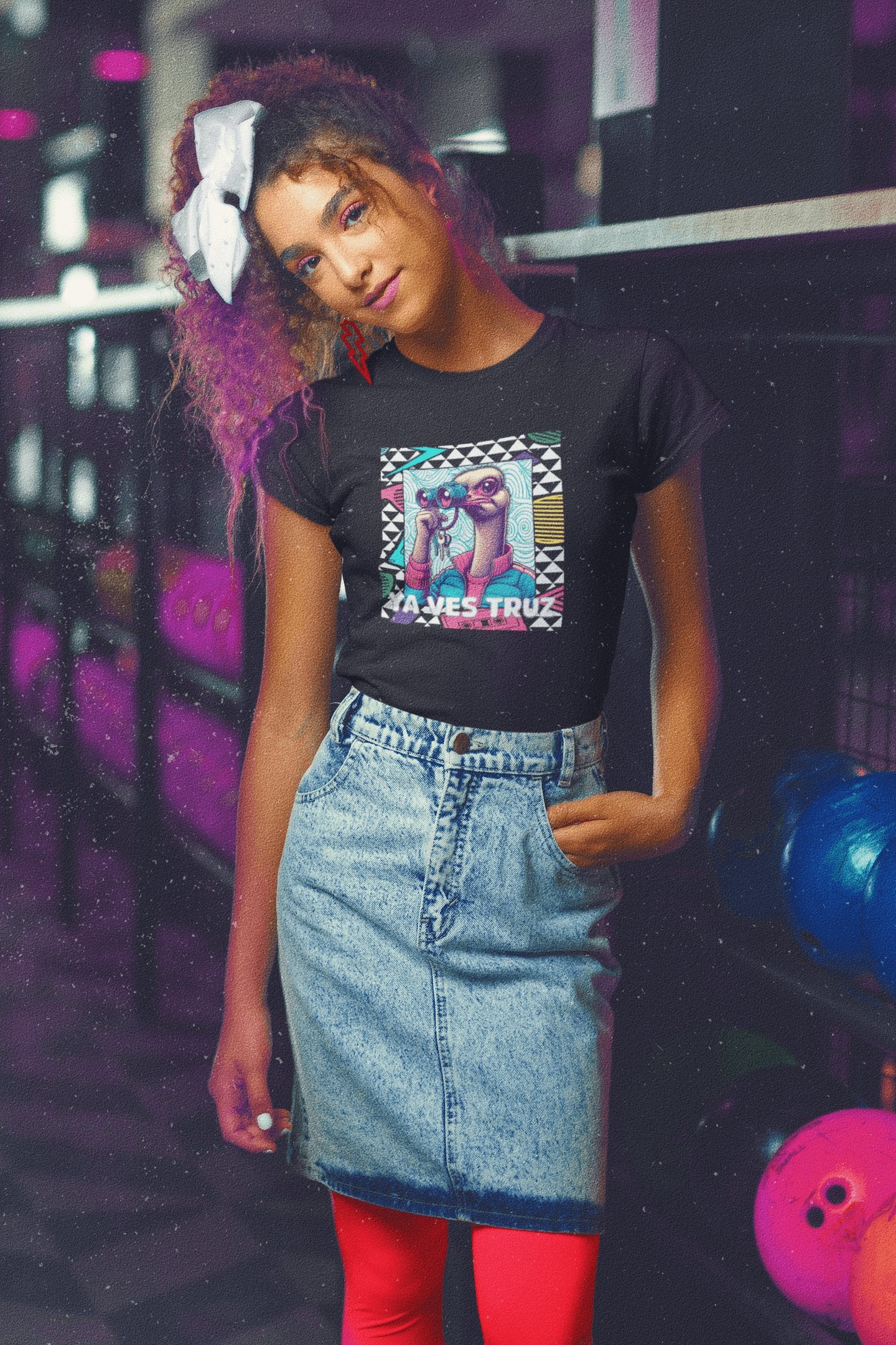 Persona con camiseta retro Ya Ves Truz de Starway to Helen