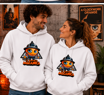 Pareja con sudadera La Naranja Mecánica blanca, parodia de la película de Kubrick - Starway to Helen