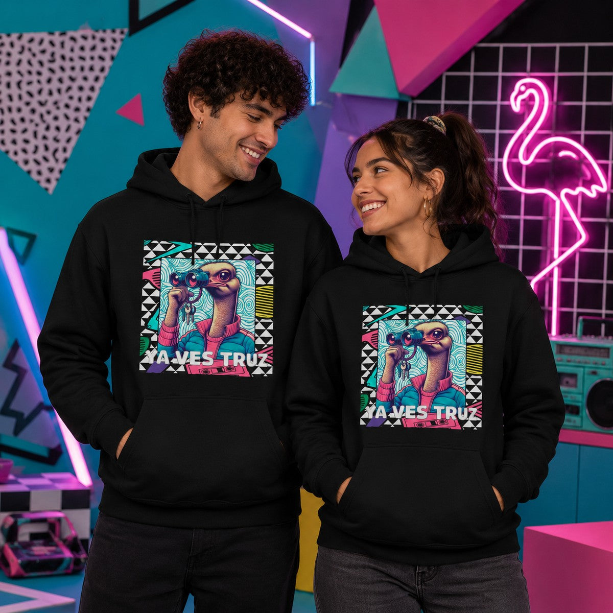 Pareja con sudadera Ya Ves Truz, avestruz retro - Starway to Helen